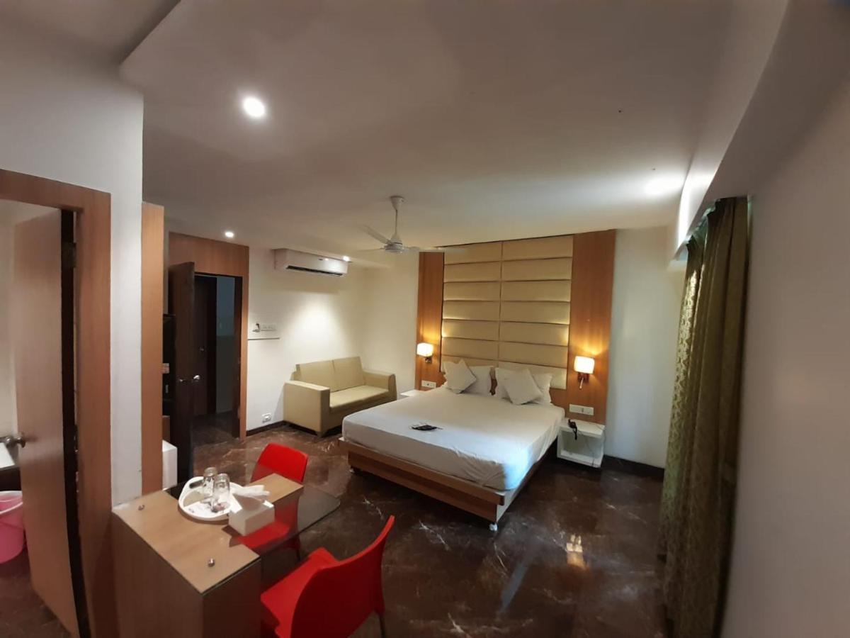Hotel Royal Oak Navi Mumbai-Stz 1002 Mumbai (Bombay) Buitenkant foto