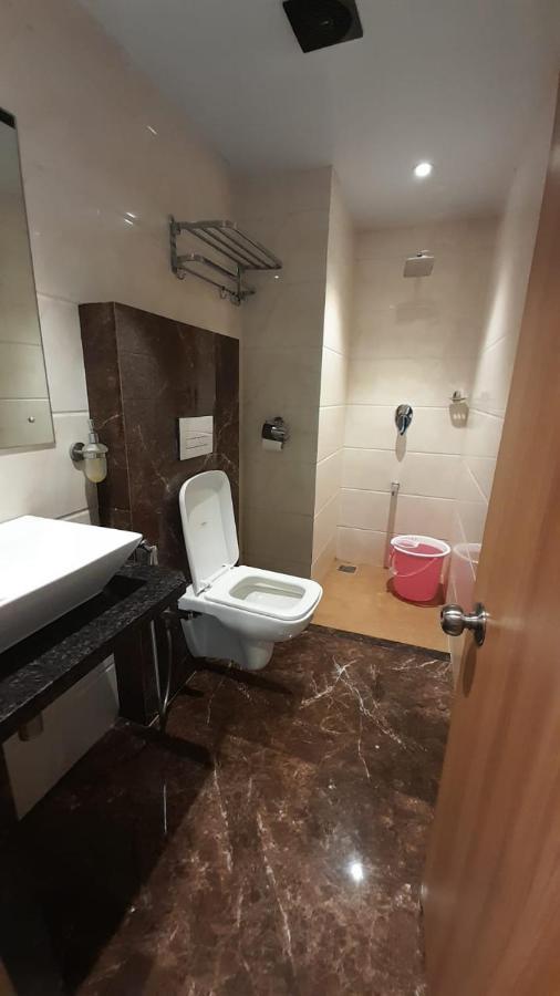 Hotel Royal Oak Navi Mumbai-Stz 1002 Mumbai (Bombay) Buitenkant foto
