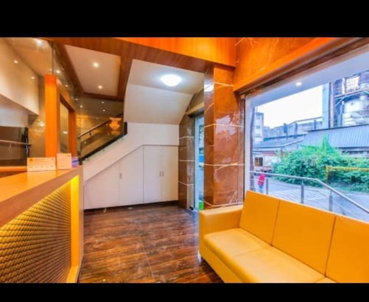 Hotel Royal Oak Navi Mumbai-Stz 1002 Mumbai (Bombay) Buitenkant foto